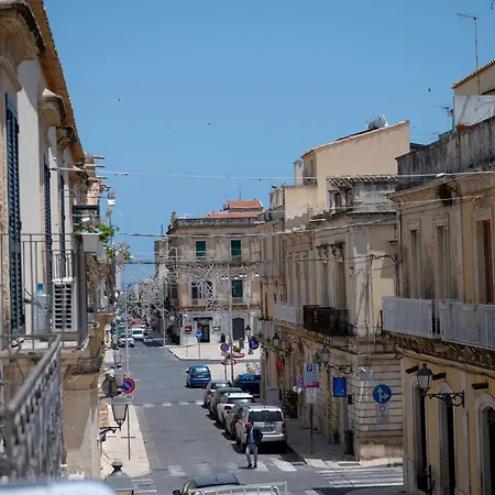 Al Moro Avola